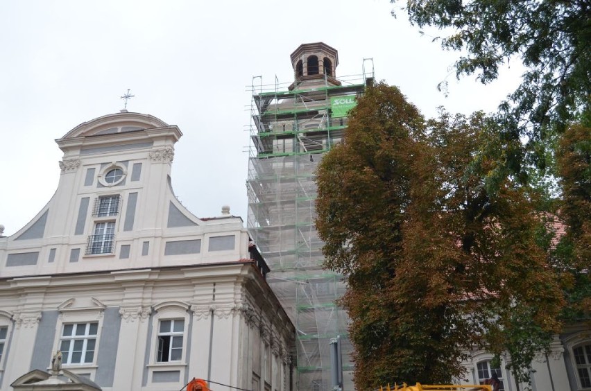 Hełm wrócił na wieżę koscioła św. Jadwigi