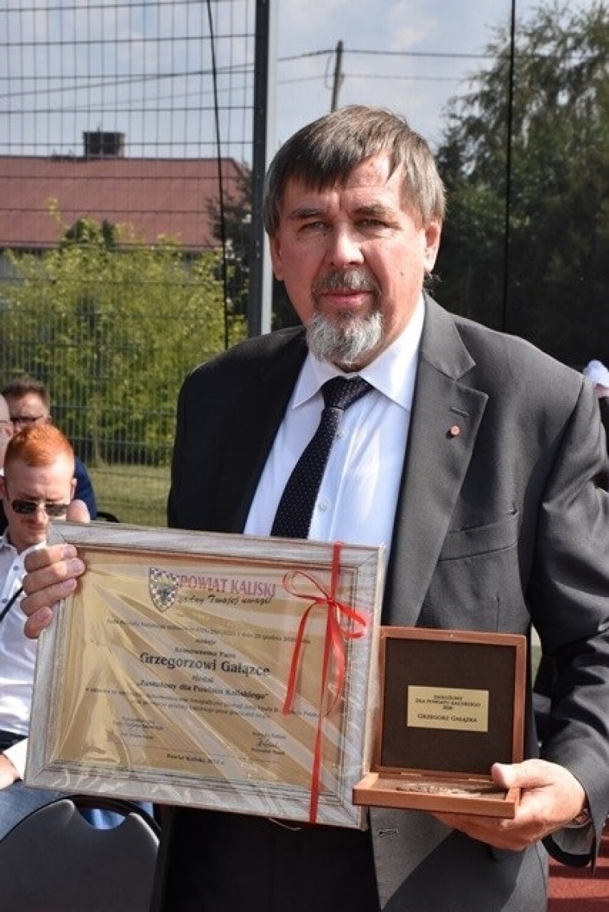 Grzegorz Gałązka zasłużonym dla powiatu kaliskiego