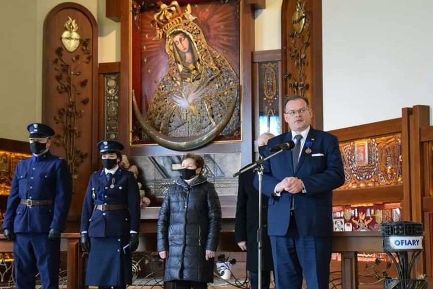 Radomscy rekonstruktorzy policyjni uczestniczyli w uroczystościach katyńskich w Łodzi