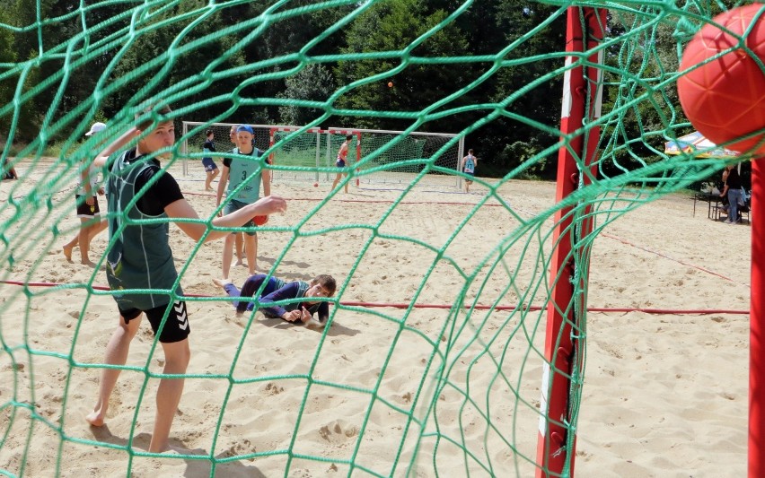 Półfinały Mistrzostw Polski w Piłce Ręcznej Plażowej w...