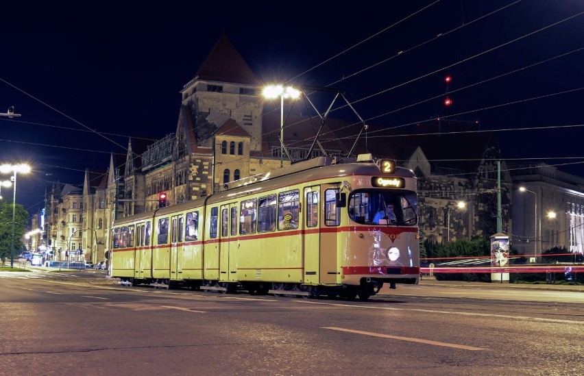 Zabytkowe tramwaje Helmuty po raz ostatni na ulicach...