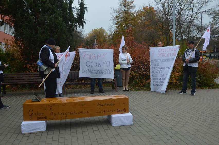 Happening przed Szpitalem Wojewódzkim im. Jana Pawła II w...