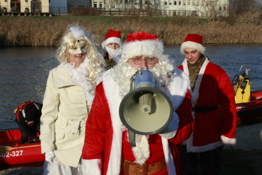 Dziś tradycyjnie odbył się   Jarmark Świętego Mikołaja  na Placu Wolności w Koninie 