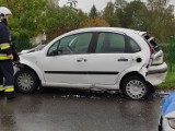 Zderzenie trzech samochodów na drodze powiatowej w Trzcinicy [ZDJĘCIA]