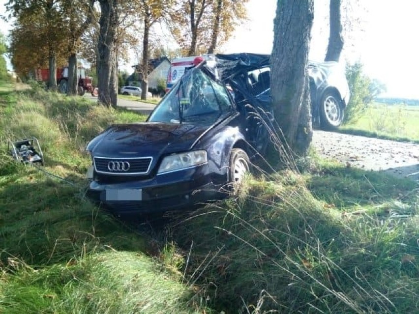 Wypadek na drodze Wiekowice - Wiekowo. Ranna kobieta trafiła do szpitala [ZDJĘCIA]