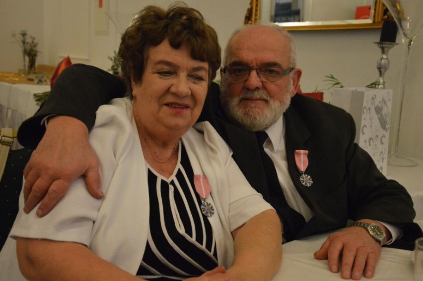 Jubileusze Małżeństw w Chociwlu. 14 par z medalami za Długoletnie Pożycie Małżeńskie