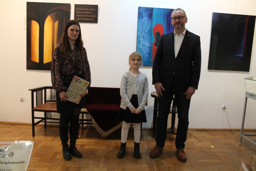 Nagrodzeni w konkursie  "Rodzinne historie" w muzeum w Zduńskiej Woli 