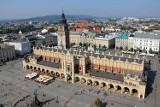 Ile zarabia się w Krakowie? Mniej niż w Poznaniu i Wrocławiu