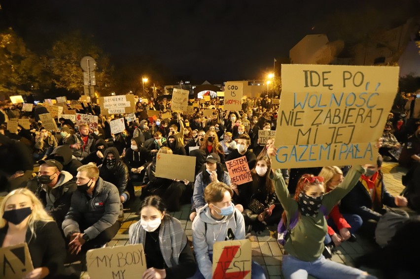 Protest kobiet w Katowicach