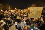 Protest kobiet w Katowicach. W poniedziałek pod archikatedrą znów tłumy