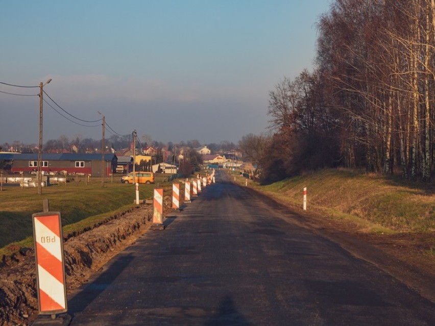 Trwa przebudowa drogi Chobienia - Naroczyce