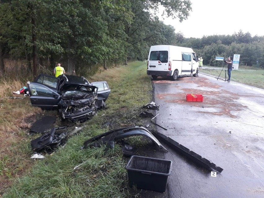 Poważny wypadek na trasie Leszno - Góra
