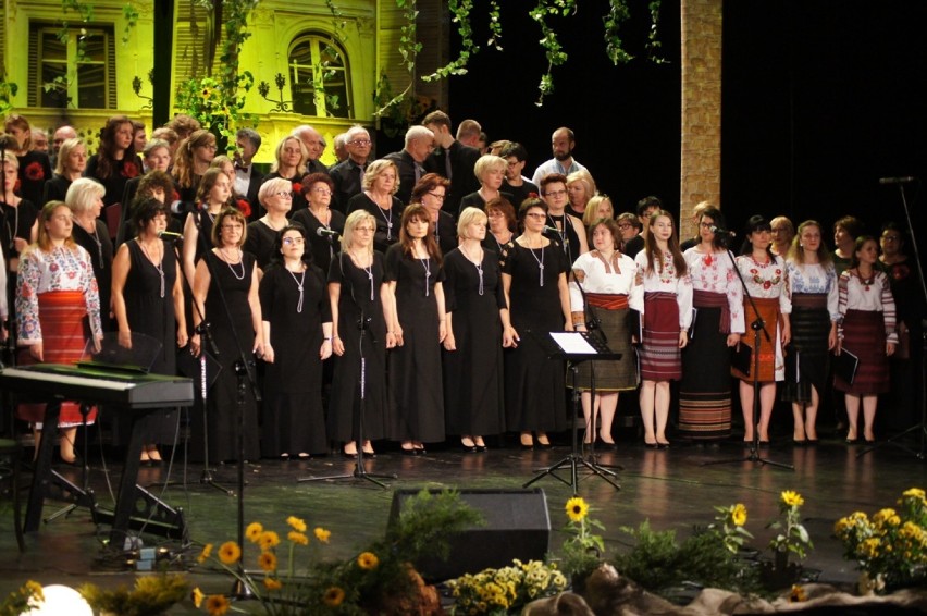 Festiwal Chóralny "Wschód - Zachód - Zbliżenia" Radomsko...