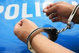 Poddębiccy policjanci zatrzymali mężczyznę poszukiwanego listem gończym. Znaleźli go w gminie Wartkowice