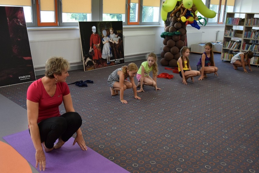 Podczas zajęć dzieci dowiedziały się czym jest joga, jak...