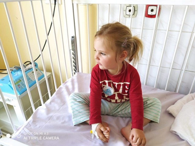 Mała Laura odpoczywa obecnie po bardzo skomplikowanej operacji, a jej rodzice dziękuję wszystkim, którzy choć w najmniejszym stopniu przyczynili się do wyjazdu do USA.