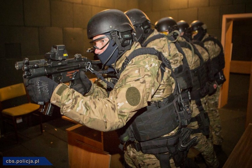 Do śmierci gangstera doszło, gdy policjanci z CBŚP próbowali...