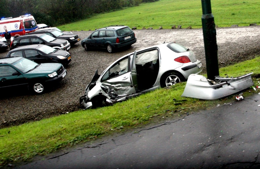 Wypadek na Węgierskiej w Nowym Sączu. Sześć osób zabranych do szpitala