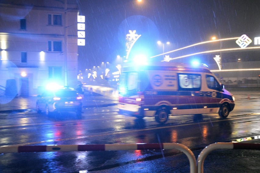 Wypadek na skrzyżowaniu Jedności Robotniczej i Sikorskiego w Głogowie