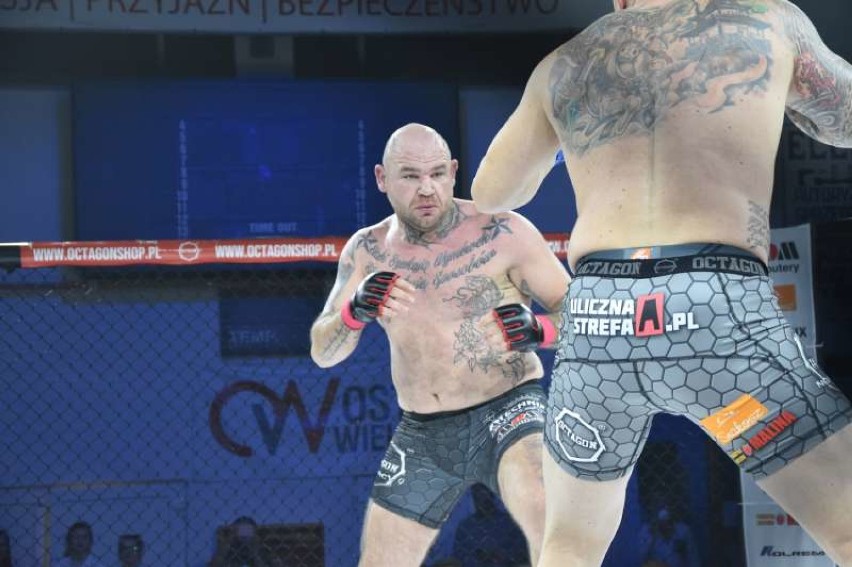 Licytacja charytatywna. Fit Dzik wystawił na licytację strój z gali Octagon No Mercy i treningi na "dzikownii". Wszystko dla małej Nadii