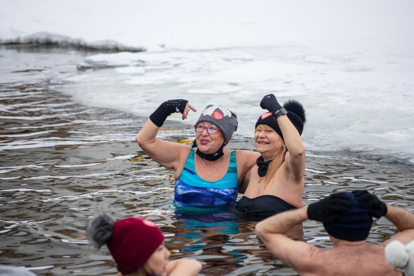 Białystok, 31.01.2021 Plaża Dojlidy - niedzielne morsowanie