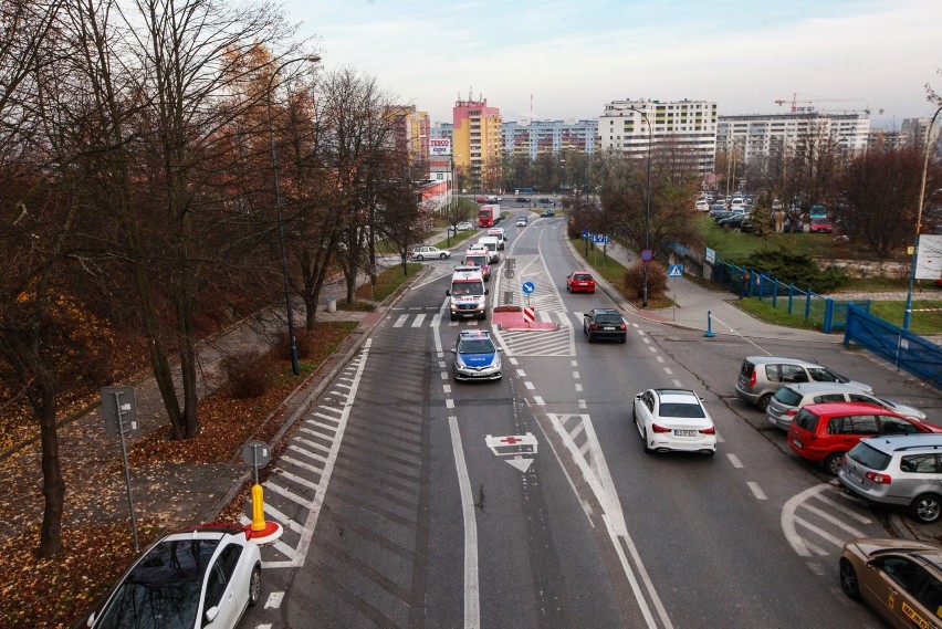 Kraków. Kolejny dzień wielkiej przeprowadzki Szpitala Uniwersyteckiego do nowej siedziby w Prokocimiu