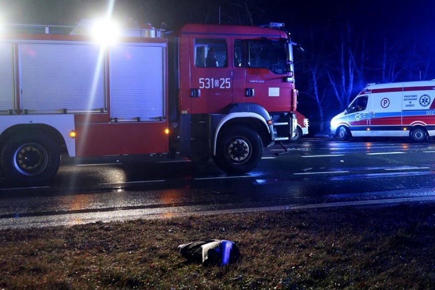 Wypadek na DK 3 w Polkowicach. Osiem osób poszkodowanych.  AKTUALIZACJA