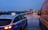 Wypadek na autostradzie A1 koło Radomska. Kierowca zasłabł, nie żyje