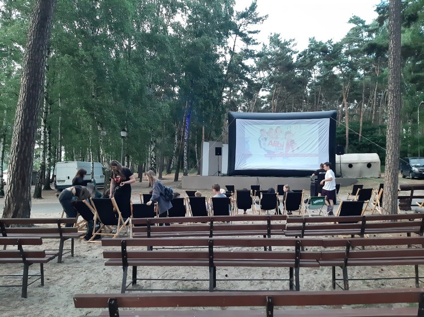 Kino plenerowe w Gołuchowie