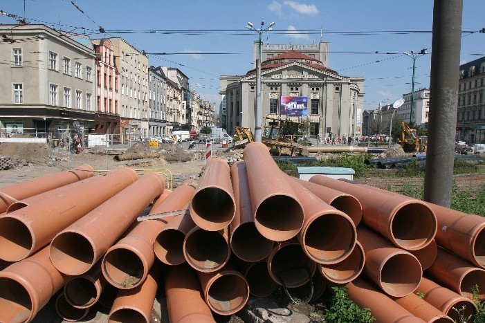 Przebudowa rynku w Katowicach: Czerwiec 2012 [ZDJĘCIA]