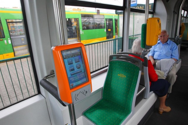 96% czytników w autobusach i 89% w tramwajach jest sprawnych



Wszystko o Poznańskiej Elektronicznej Karcie Aglomeracyjnej (PEKA)



PEKA Poznań: Raport po pierwszym dniu działania systemu