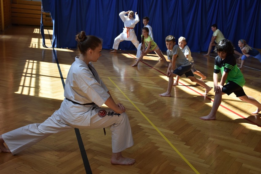 Tarnów. Duże zainteresowanie wspinaczką i zajęciami karate