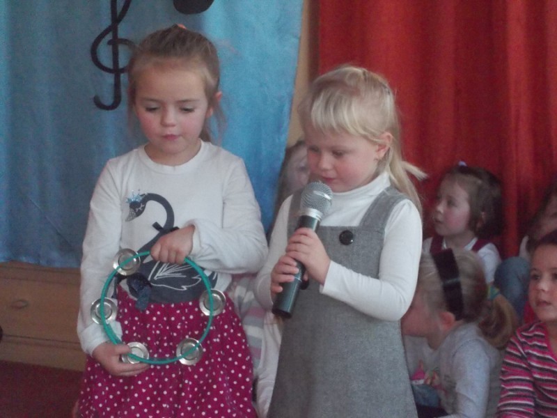 Przedszkolaki z Jarosławia śpiewały o jesieni