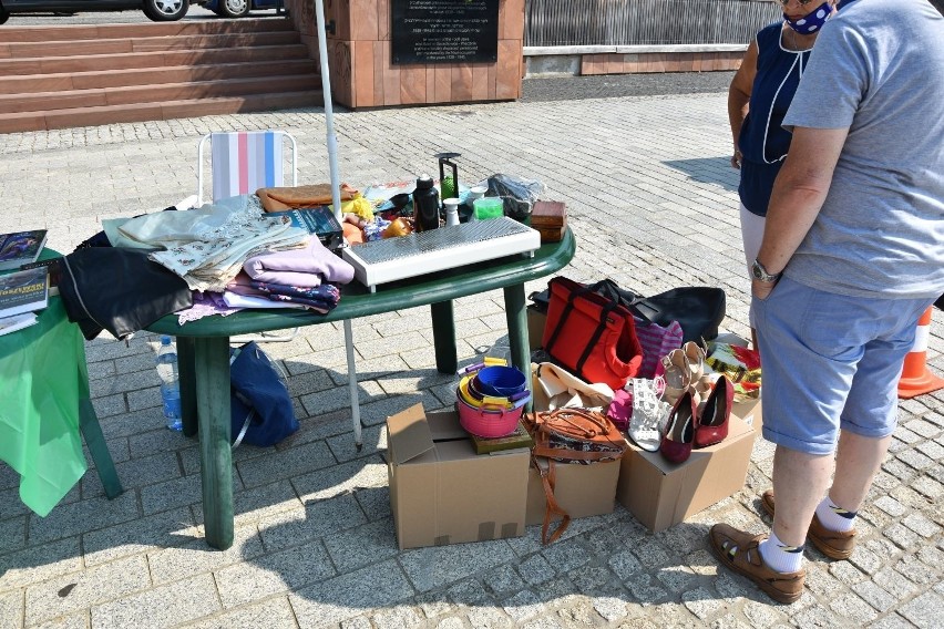 Znów będzie pchli targ w Starachowicach. Zobaczcie co można kupić i sprzedać (ZDJĘCIA)