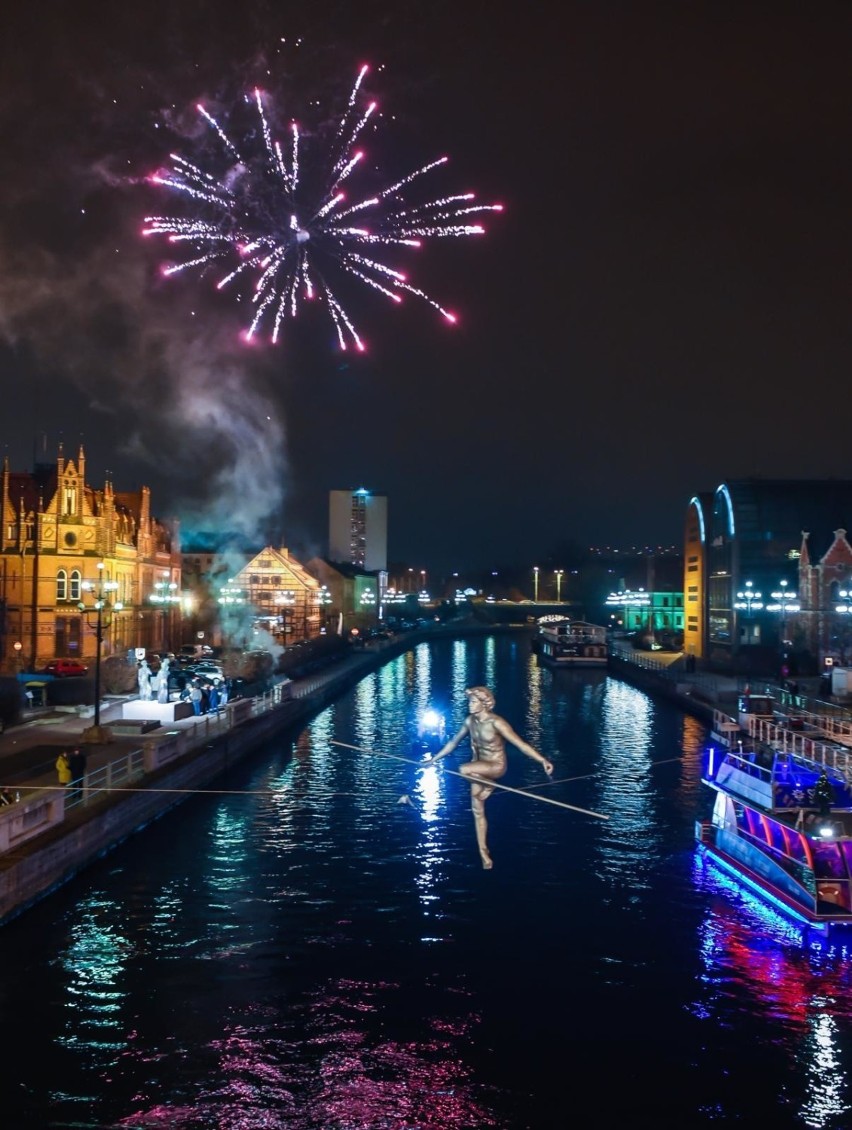 01.01.2019  bydgoszcz sylwester na ulicy mostowej plac...