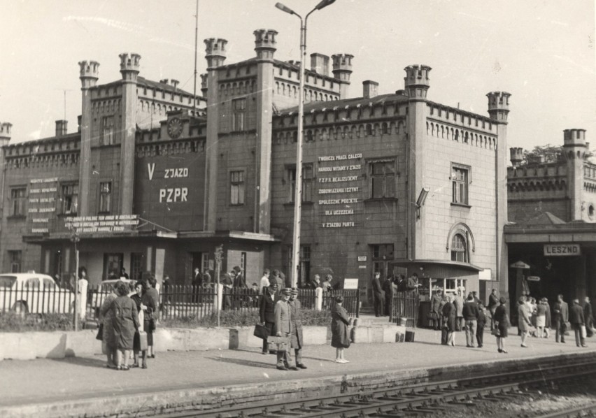 LESZNO. Archiwum Państwowe zaprasza na wirtualny spacer po Lesznie. Wirtualna wystawa „Jak zmieniało się Leszno” [ ZDJĘCIA]