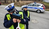 105 km/h przez Świdnicę. Policja zatrzymała kolejnych piratów drogowych