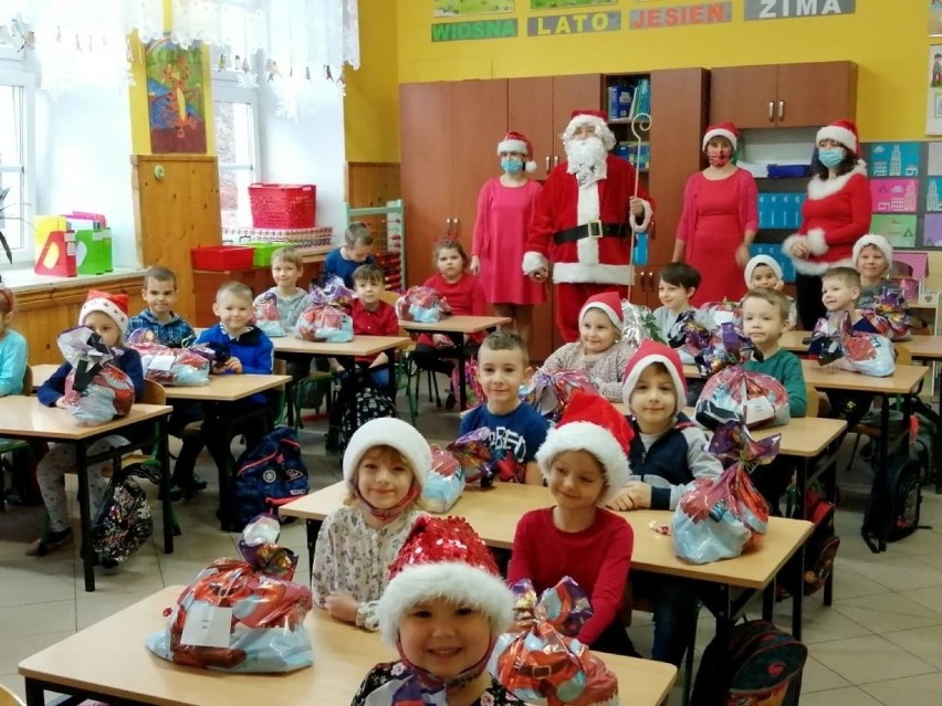 Święty Mikołaj odwiedził najmłodszych uczniów ze Szkoły...