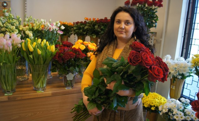 W kwiaciarni u pani Barbary Boczek wybór kwiatów na Walentynki jest ogromny, ale najpopularniejsze są tradycyjne cięte róże