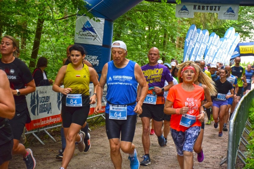 Kaszuby Biegają. V Cartusia Półmaraton za nami! Jak wypadli nasi we wszystkich konkurencjach?