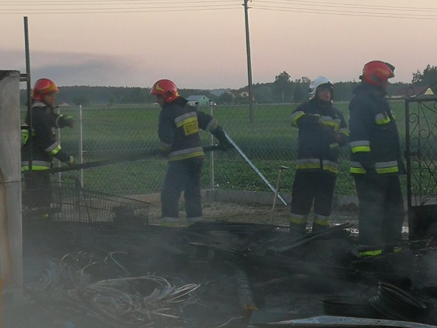 Pożar w gminie Fabianki. Kłęby dymu widoczne były z Włocławka [wideo, zdjęcia]
