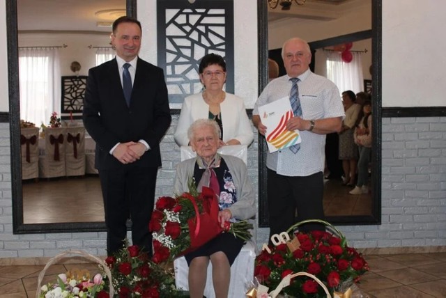 Jubilatkę odwiedził prezydent miasta Waldemar Socha