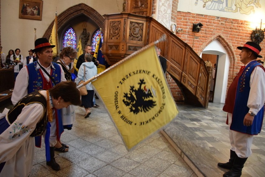 Chojnice. XXI Światowy Zjazd Kaszubów - msza święta i rozpoczęcie zjazdu