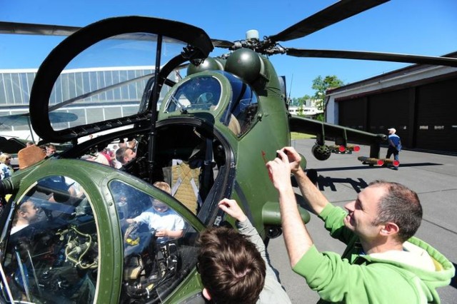 Targi Air Fair w Bydgoszczy zawsze cieszą się dużym powodzeniem - tegoroczne już w piątek i sobotę