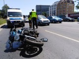 Wypadek na Legnickiej. Motocyklistka zderzyła się z samochodem