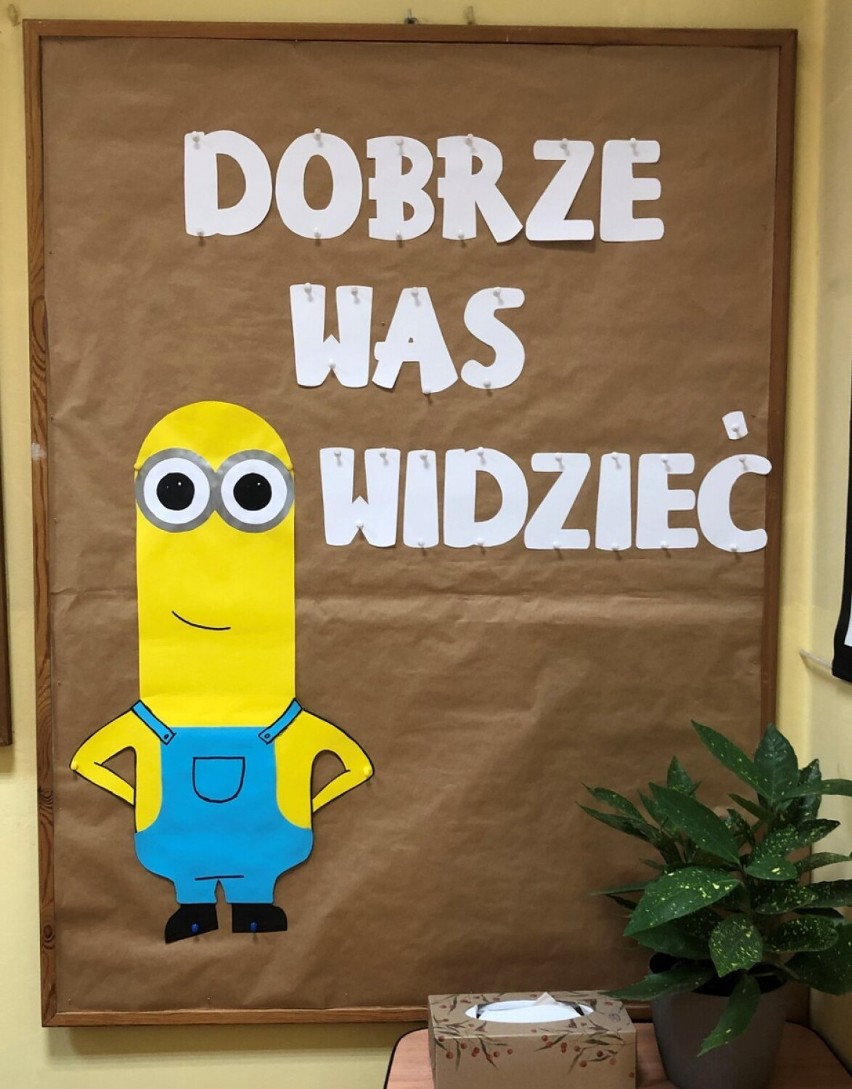 Uczniowie SP 10 w Lesznie w nowej szkole. Zobacz jak radzą sobie w nowym miejscu ZDJĘCIA