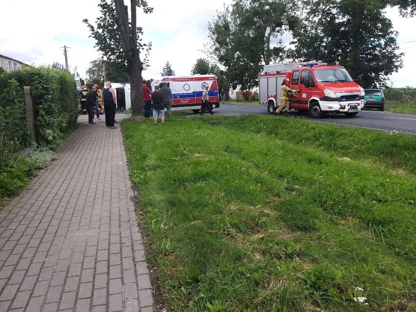 Groźny wypadek na drodze Szubin - Nakło. Zderzyły się dwa samochody ciężarowe [zdjęcia]