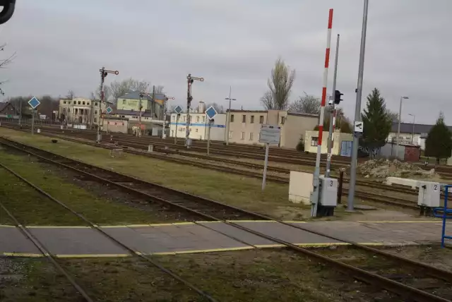 W zakres prac wchodzi modernizacja 27 km linii kolejowej nr 201 na odcinku Kościerzyna - Somonino wraz z dobudową drugiego toru, która zwiększy przepustowość linii
