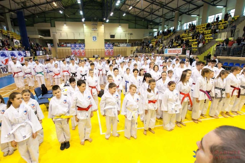 Zawodnicy Klubu Taekwon-do Taipan z Wałbrzycha znakomicie spisali się w 6. Mistrzostwa Dolnego Śląska Teakwon-do Polskie