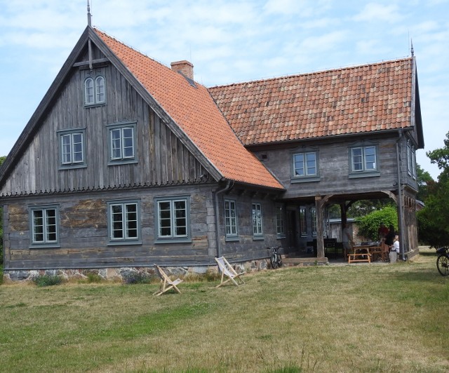 Dom został zbudowany około 1800 roku i był częścią zagrody olęderskiej typu Langhof.